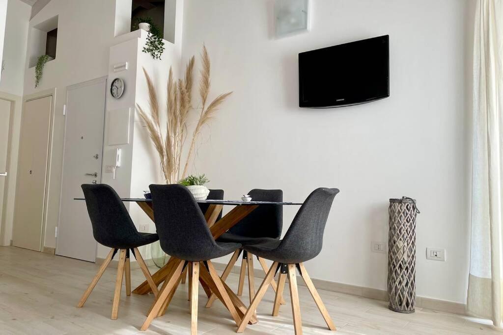 Free Private Parking, New Apartment Альгеро Экстерьер фото