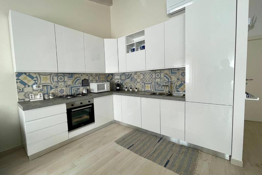 Free Private Parking, New Apartment Альгеро Экстерьер фото